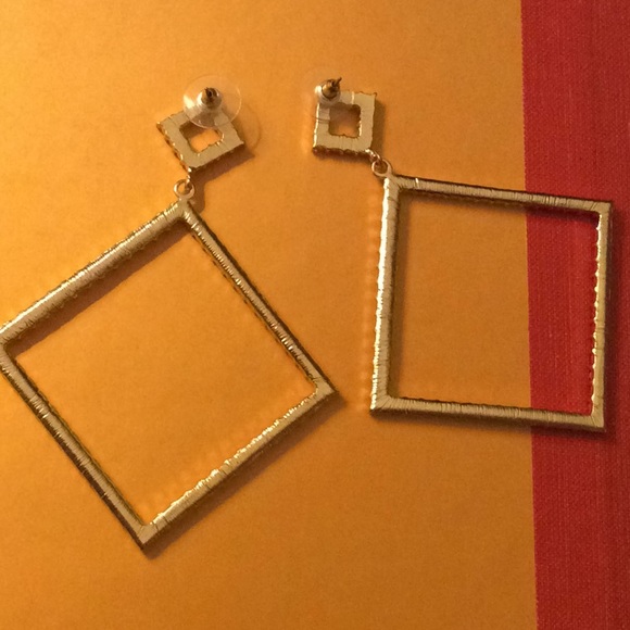 Squared - Picture 4 of 5